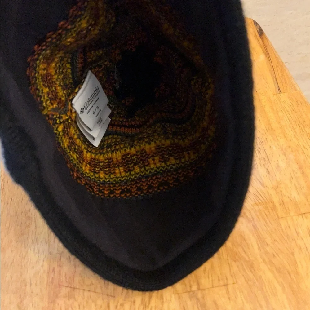 Columbia Children's Knit Geometric Pom Beanie Hat in Black, Yellow & Orange